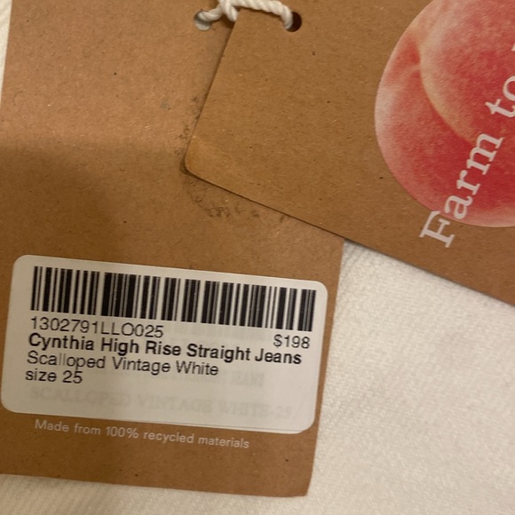 Revolve, Reformation White Jeans size 25 - Picture 4 of 7